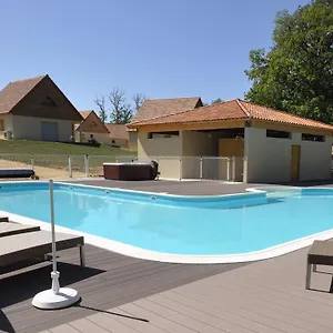 Le Bleu 4* Lacapelle-Marival